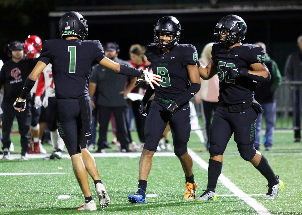 a Oregon City Tigard football Oregon September 29 2023 Dan Brood 31